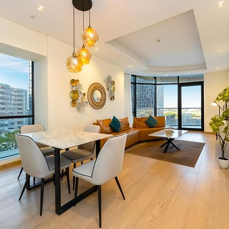 Fam Living - Rp Heights - 3 Mins Walk To Burj Khalifa & Dubai Mall Downtown 迪拜 外观 照片