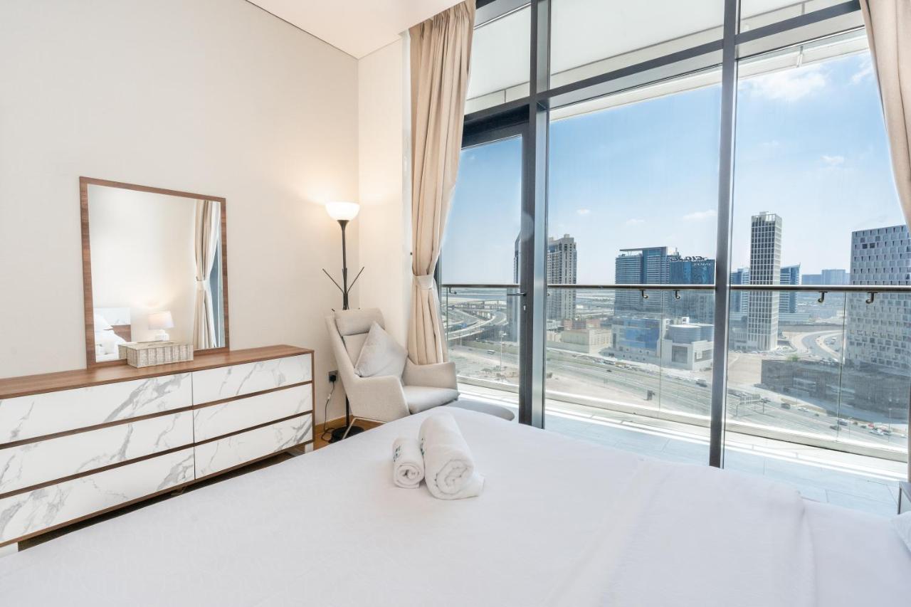 Fam Living - Rp Heights - 3 Mins Walk To Burj Khalifa & Dubai Mall Downtown 迪拜 外观 照片