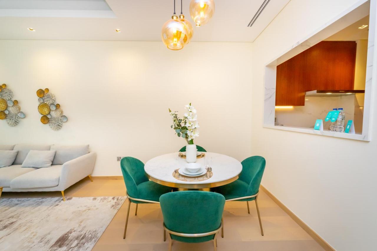 Fam Living - Rp Heights - 3 Mins Walk To Burj Khalifa & Dubai Mall Downtown 迪拜 外观 照片