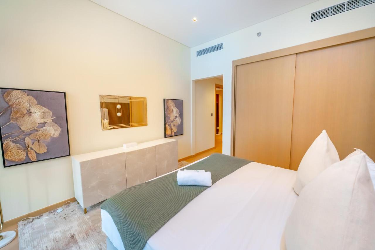 Fam Living - Rp Heights - 3 Mins Walk To Burj Khalifa & Dubai Mall Downtown 迪拜 外观 照片