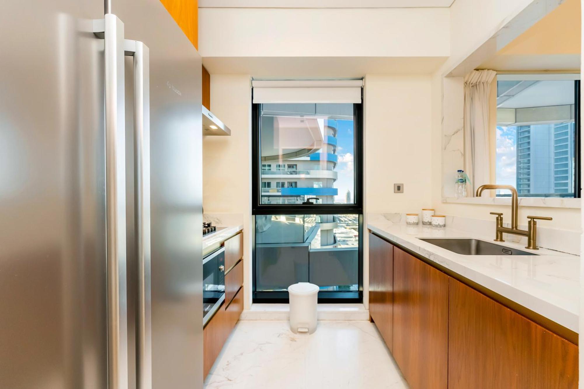 Fam Living - Rp Heights - 3 Mins Walk To Burj Khalifa & Dubai Mall Downtown 迪拜 外观 照片